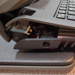 Sửa Laptop lỗi bản lề